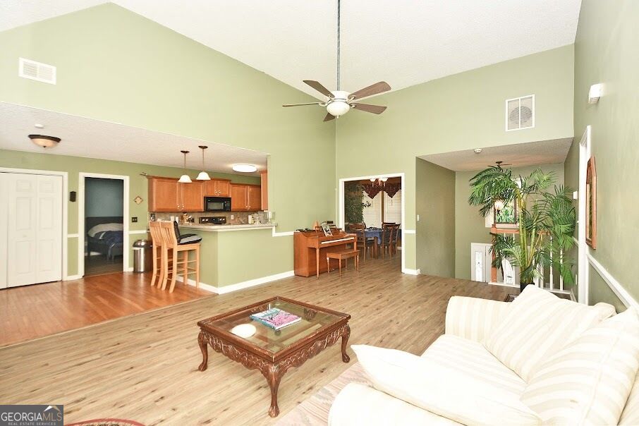 143 Burchfield Run Property Photo 8