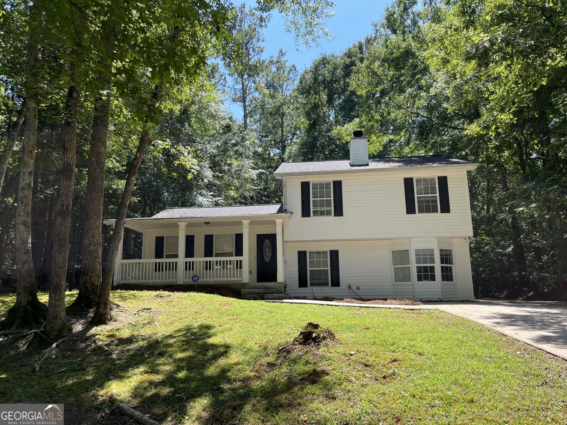 360 River Chase Drive Property Photo 1