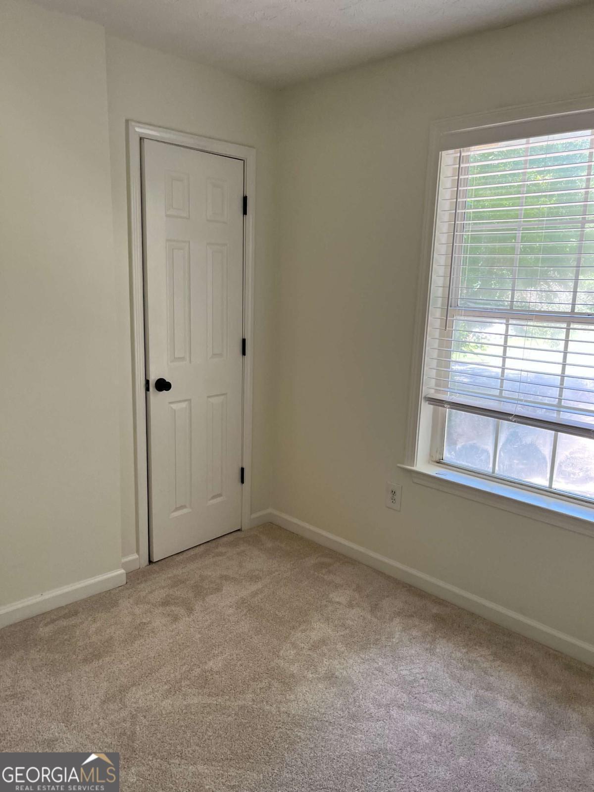 360 River Chase Drive Property Photo 11
