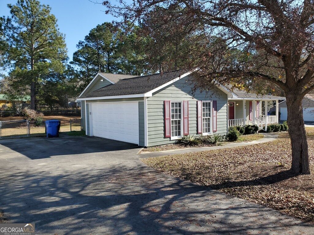 104 Mockingbird Drive Property Photo 4