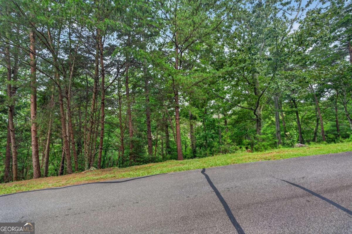 16 Ridgewater Drive Se Property Photo 2