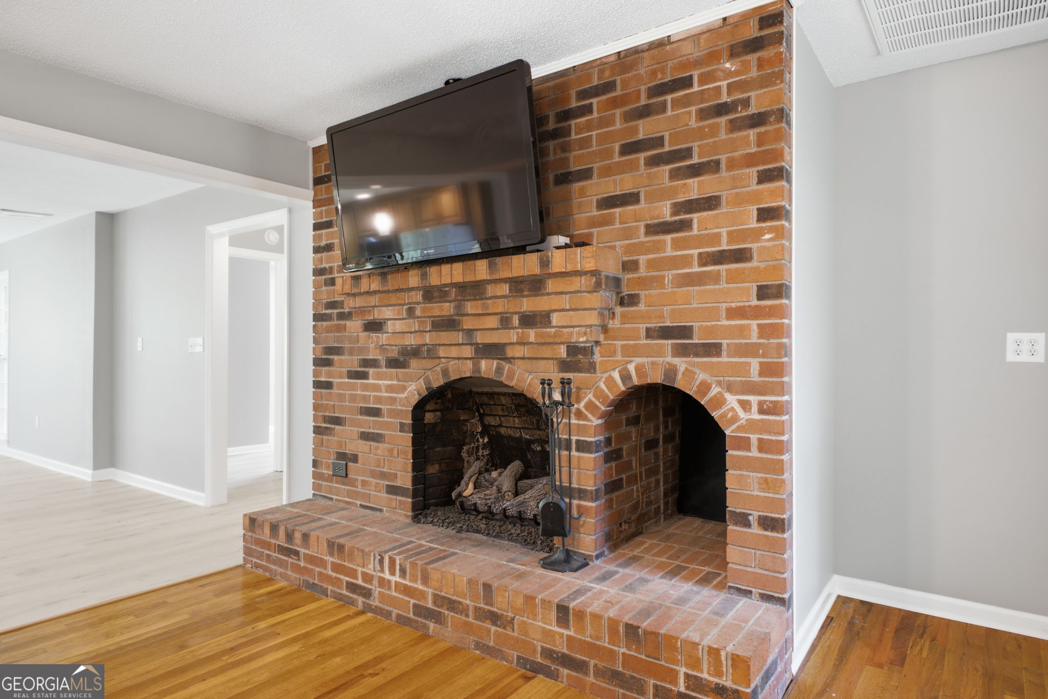 571 Frontier Circle Property Photo 10