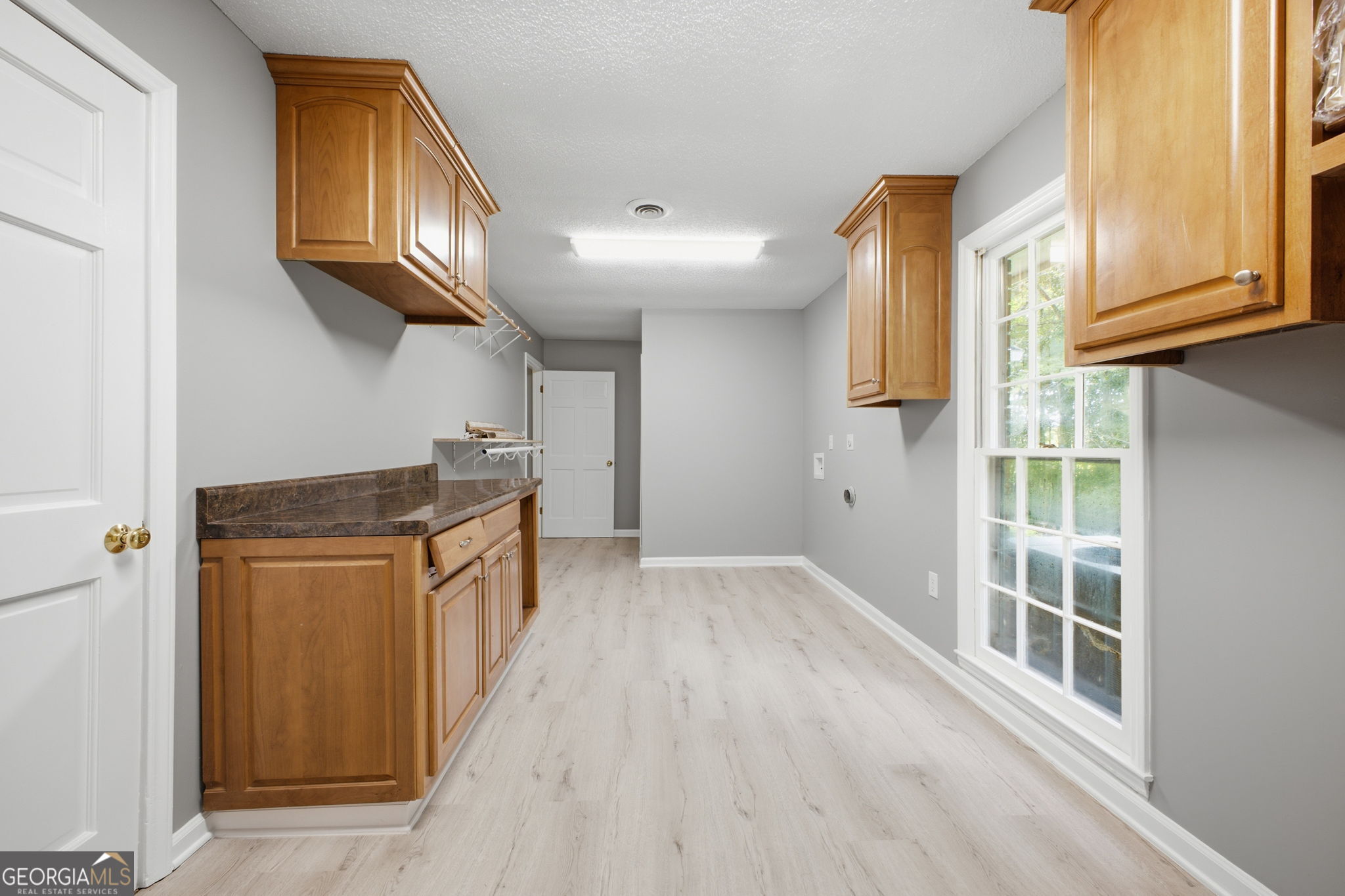 571 Frontier Circle Property Photo 41