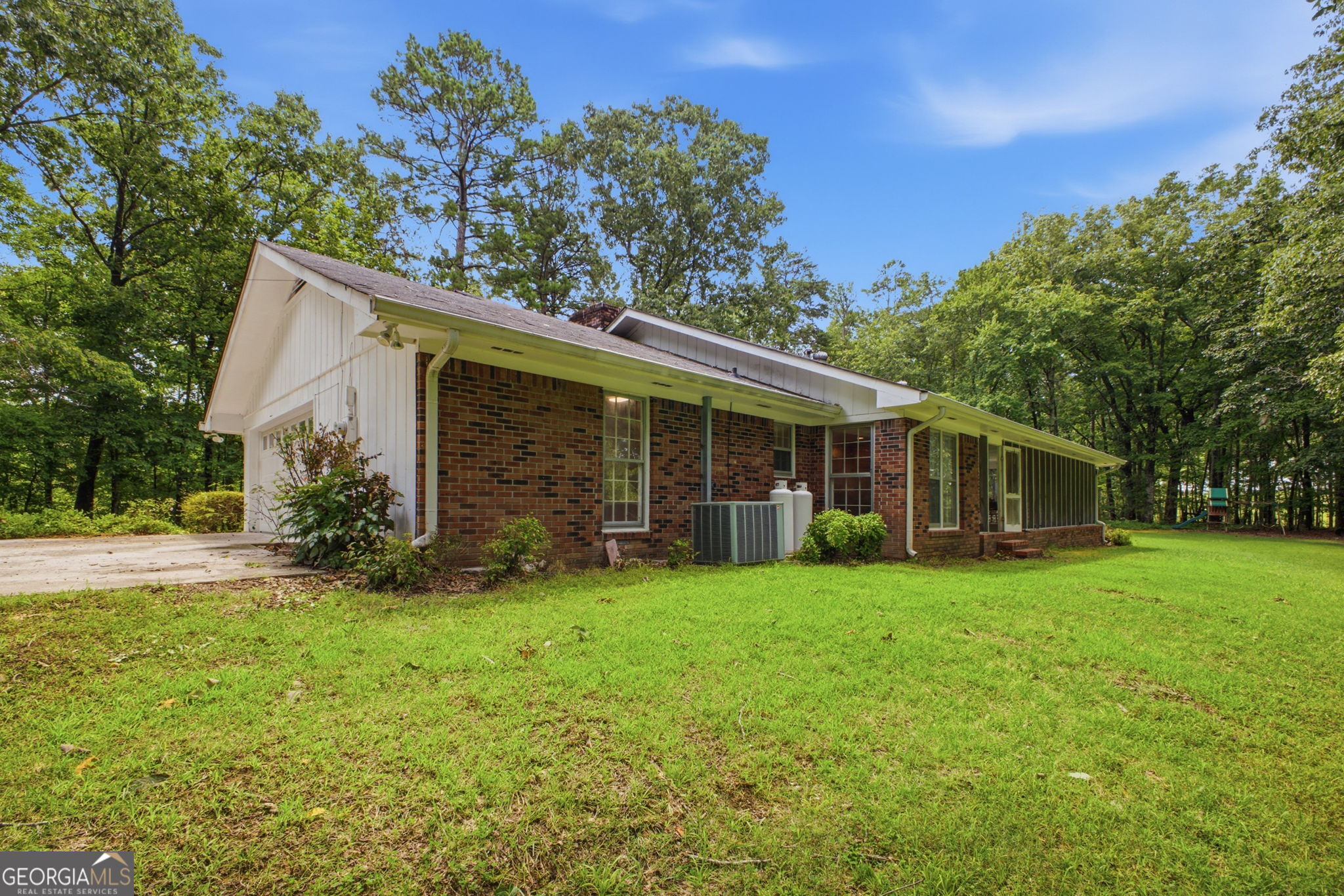 571 Frontier Circle Property Photo 46