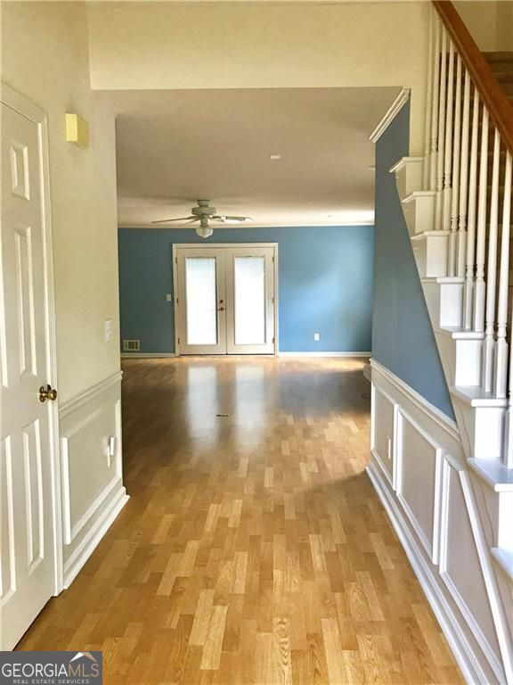 3354 Roundfield Circle Property Photo 2