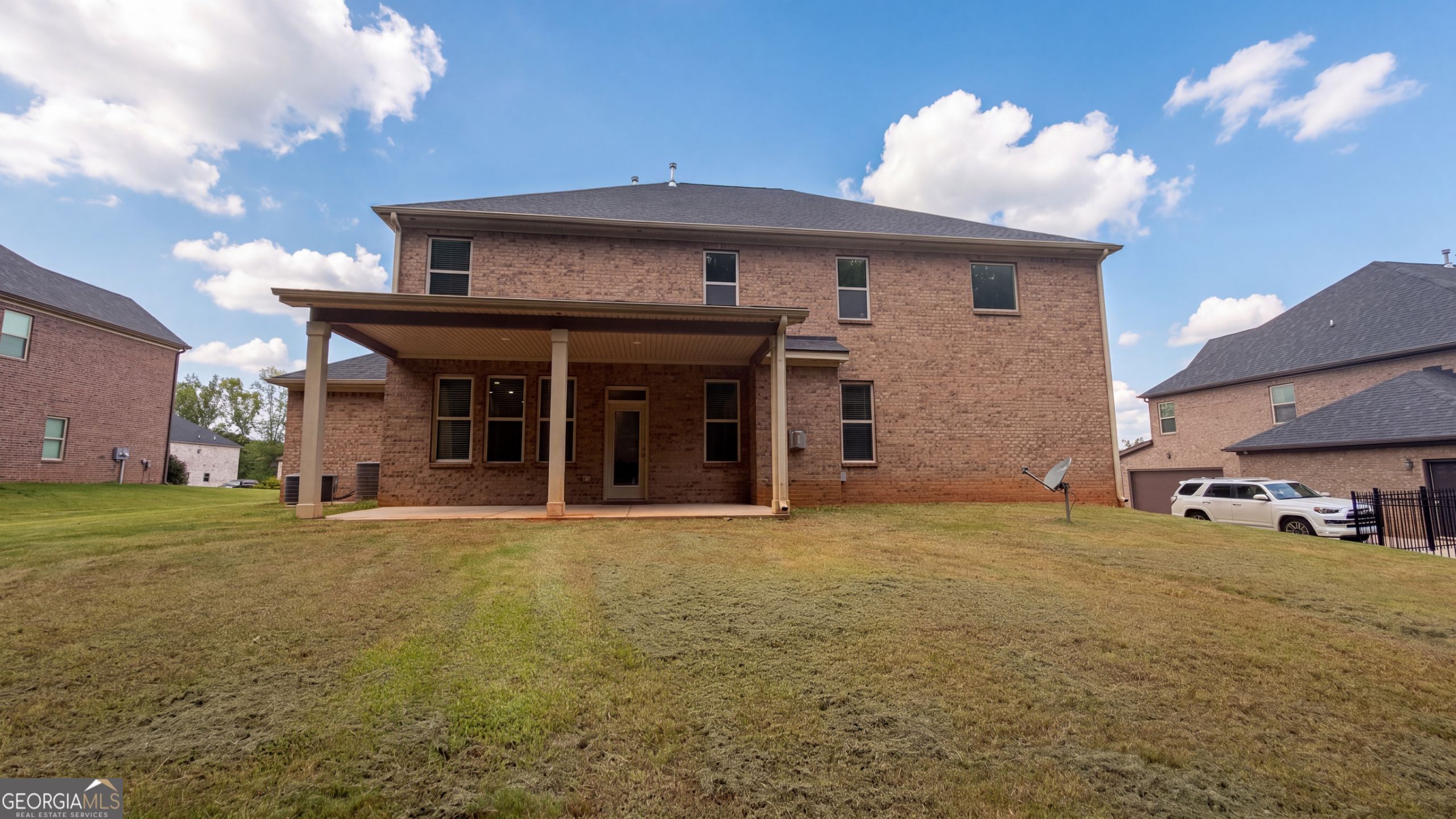 321 Basel Way Property Photo 5