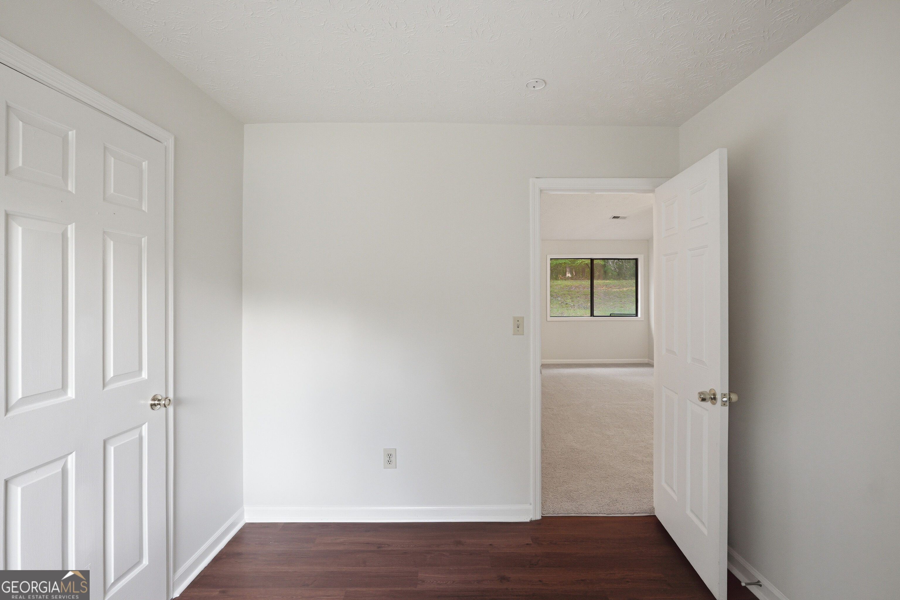 140 Forrest Brook Drive Property Photo 9