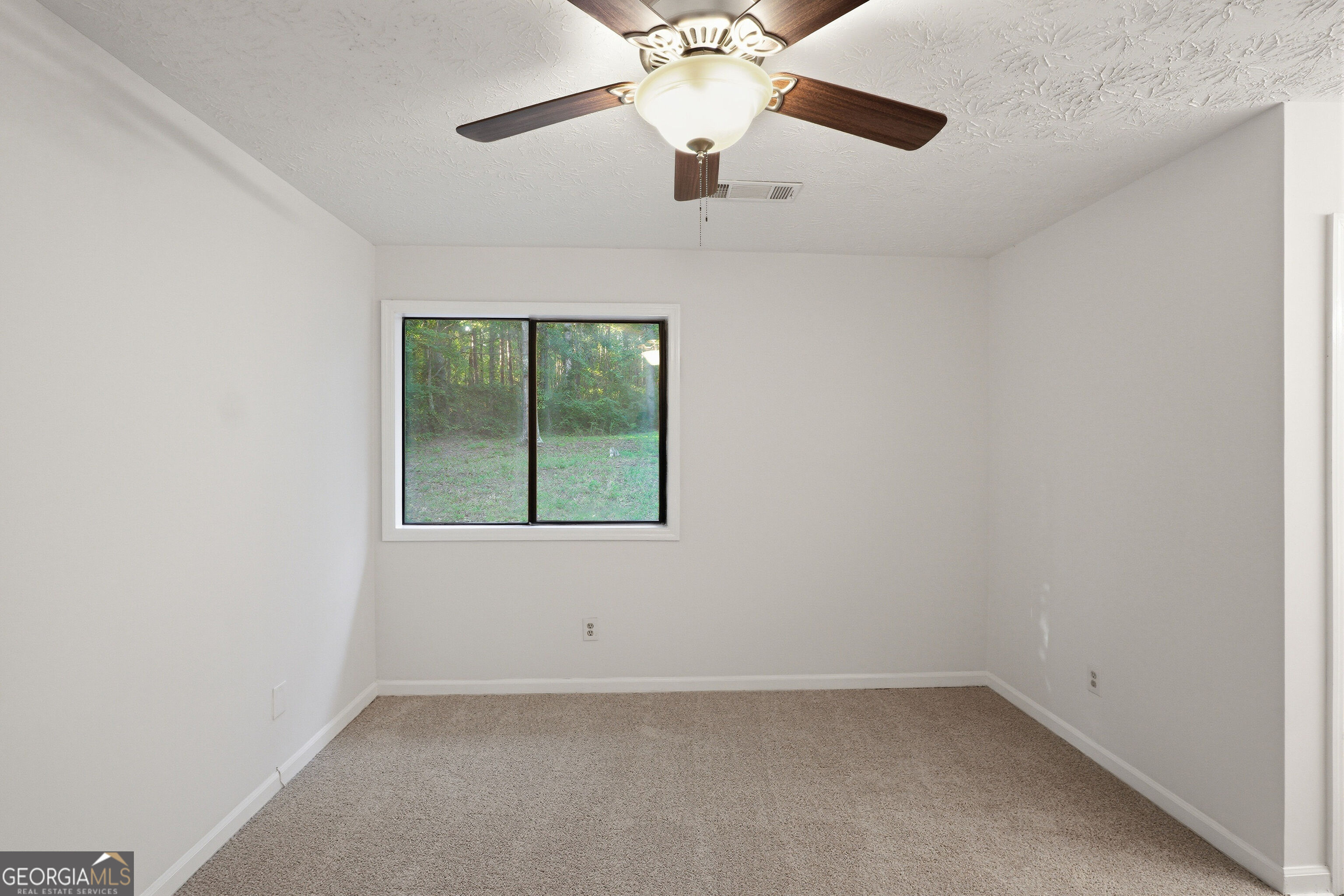 140 Forrest Brook Drive Property Photo 19