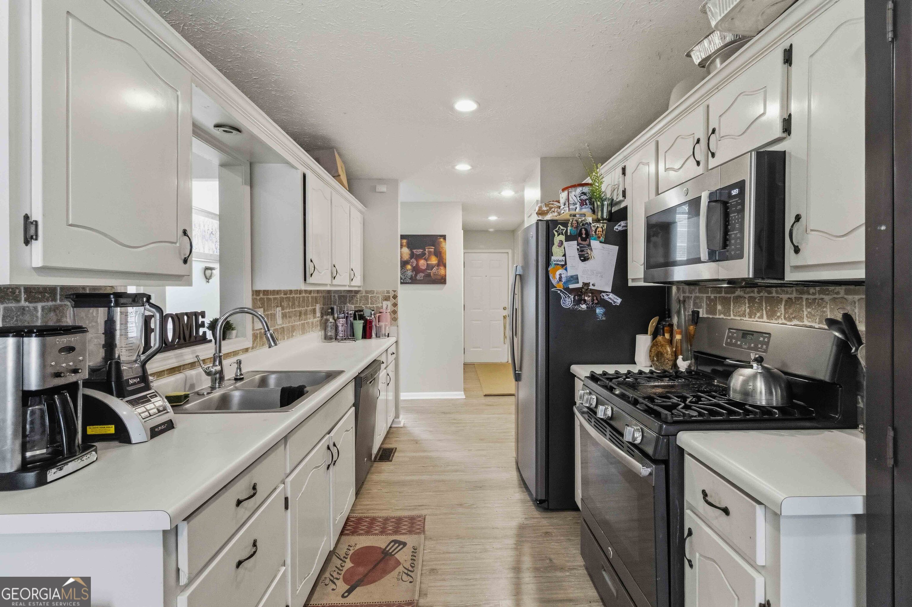 820 Clifton Ridge Property Photo 8
