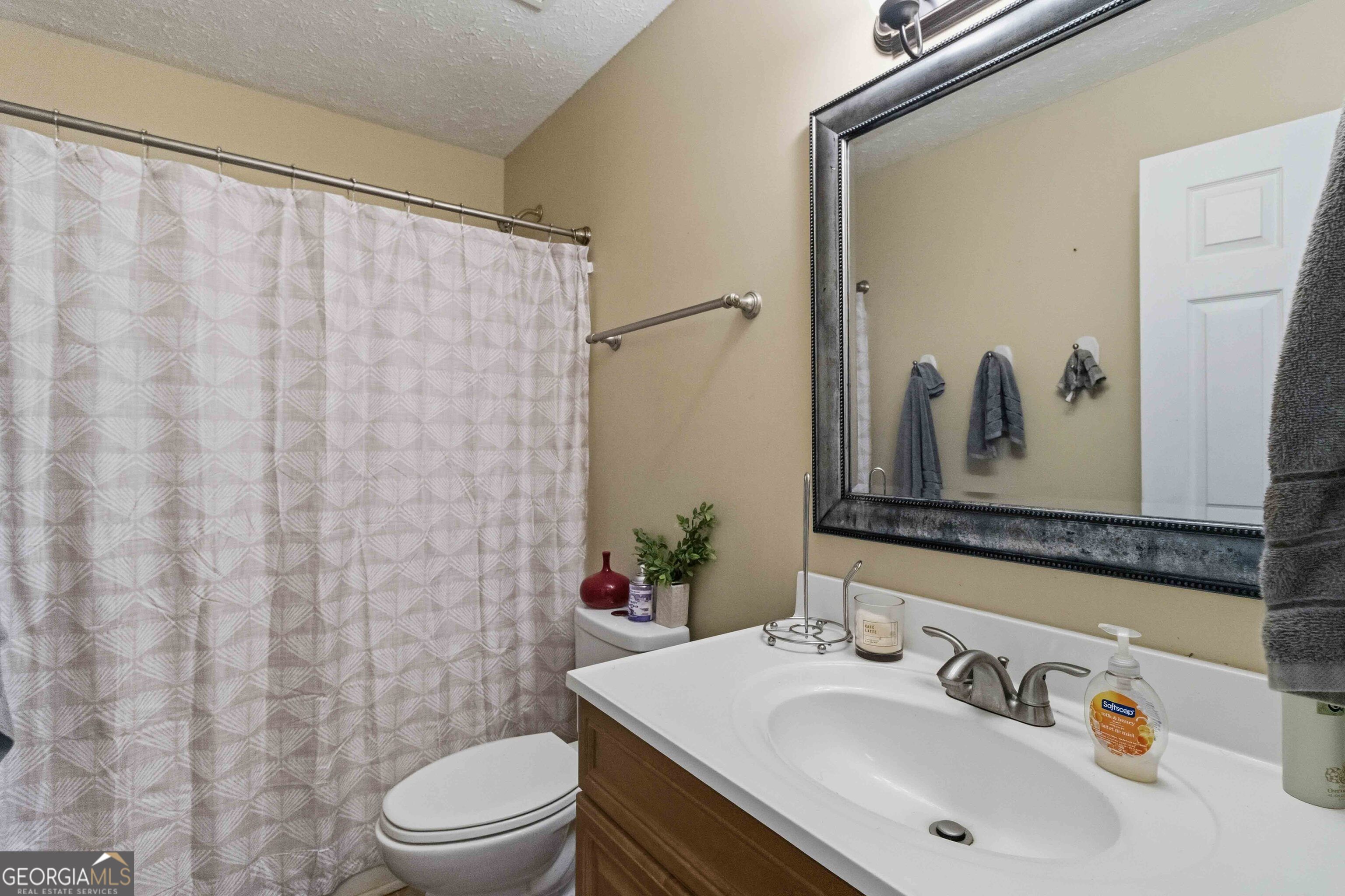 820 Clifton Ridge Property Photo 15