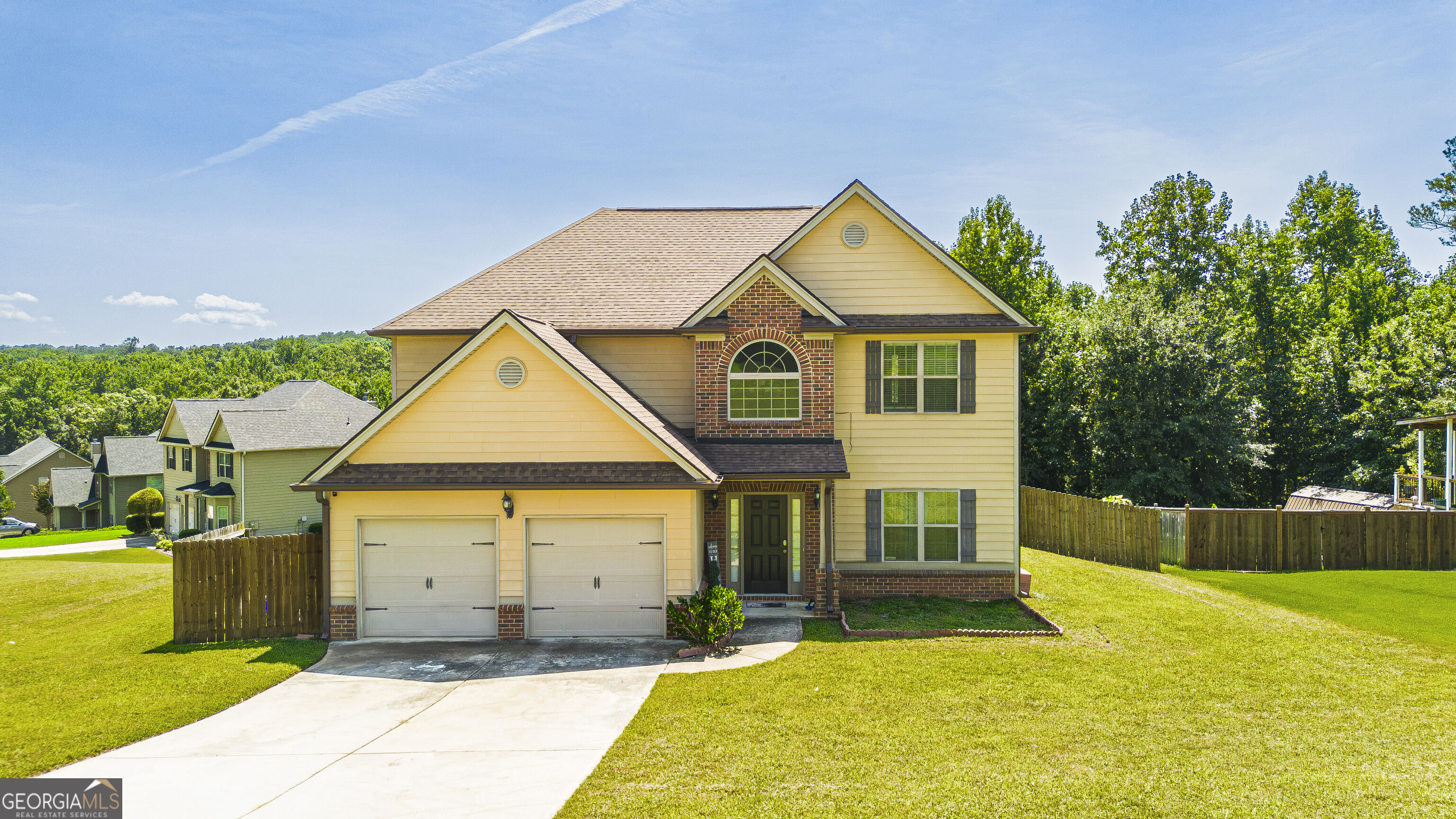 2784 Oakmont Way Property Photo 3