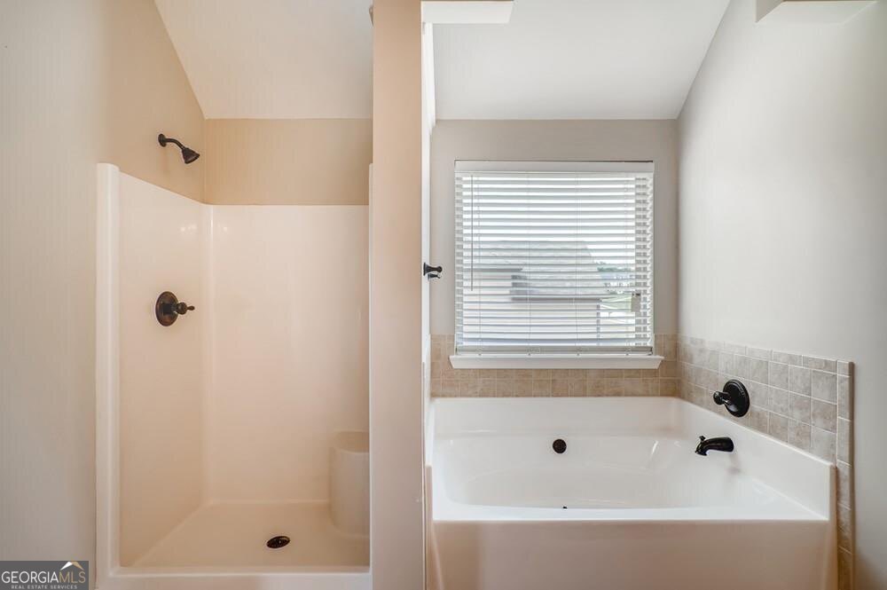 2784 Oakmont Way Property Photo 28