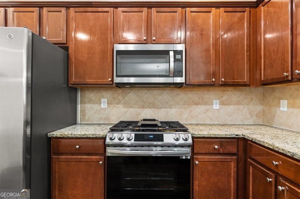 13459 Gardiner Lane Property Photo 17