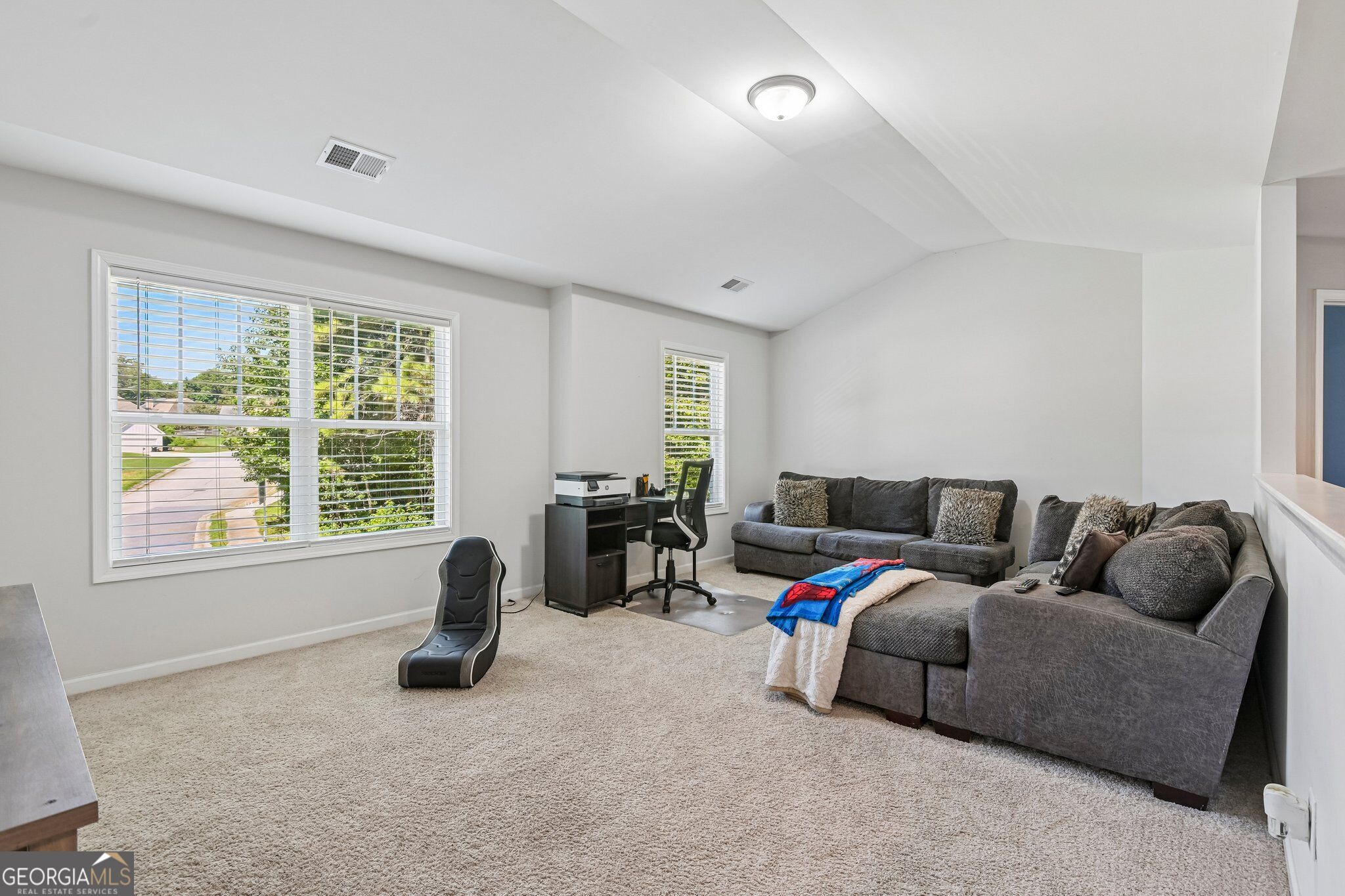 512 Clinton Drive Property Photo 15