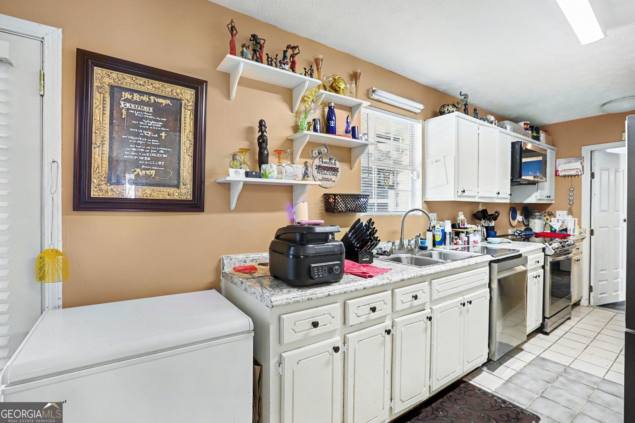 2805 Robinson Wood Drive Property Photo 11