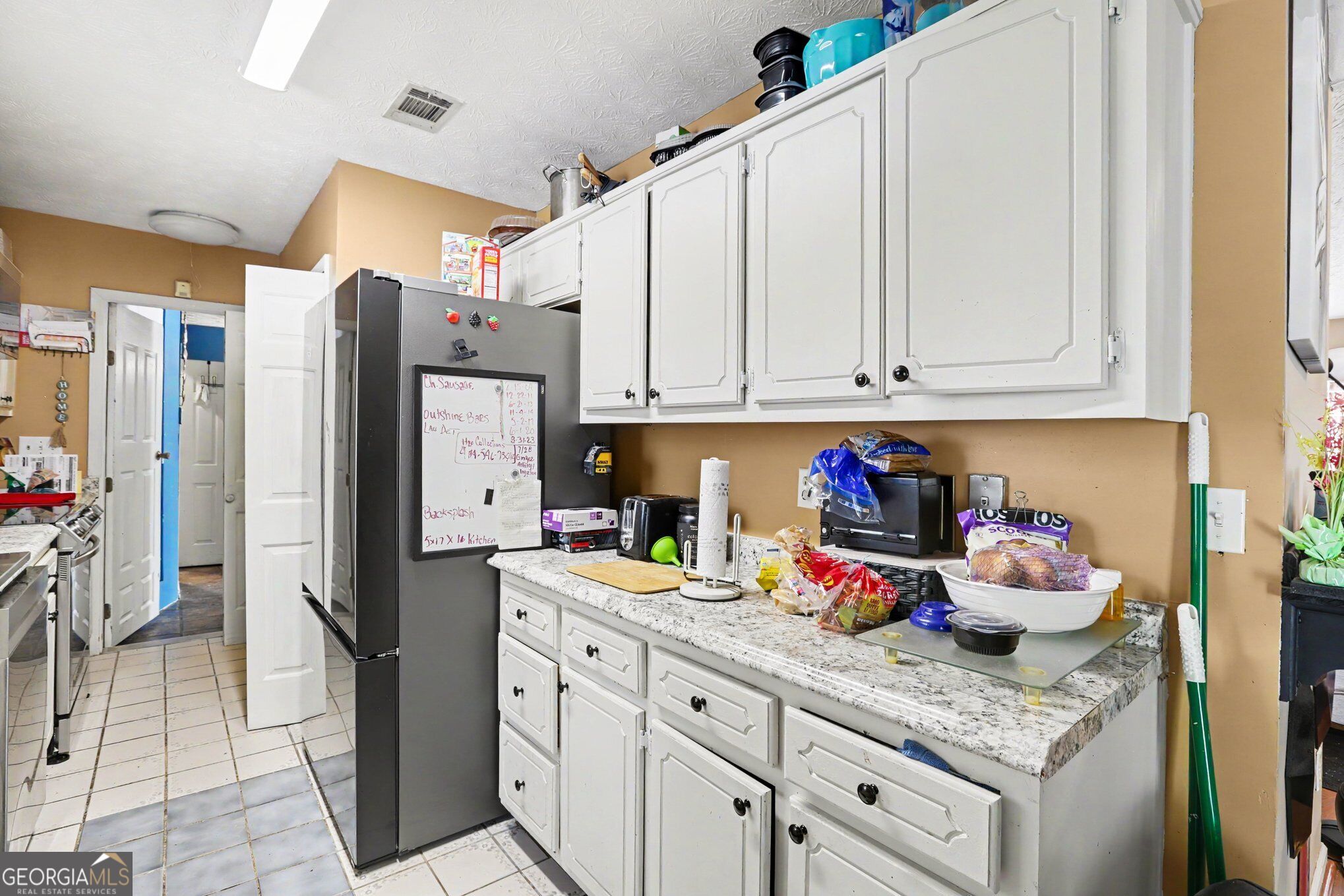 2805 Robinson Wood Drive Property Photo 12