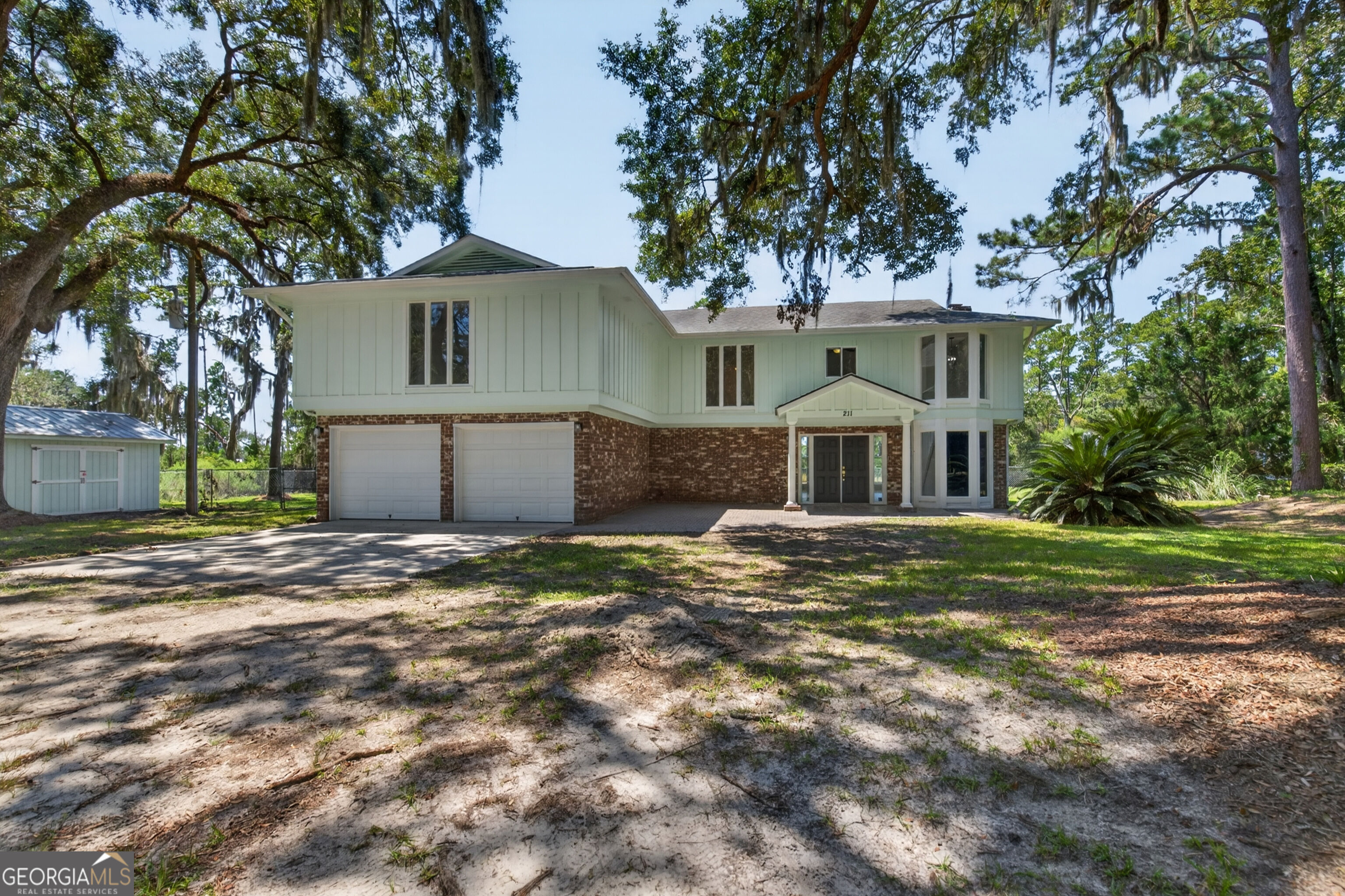 211 Tideland Drive Property Photo 1