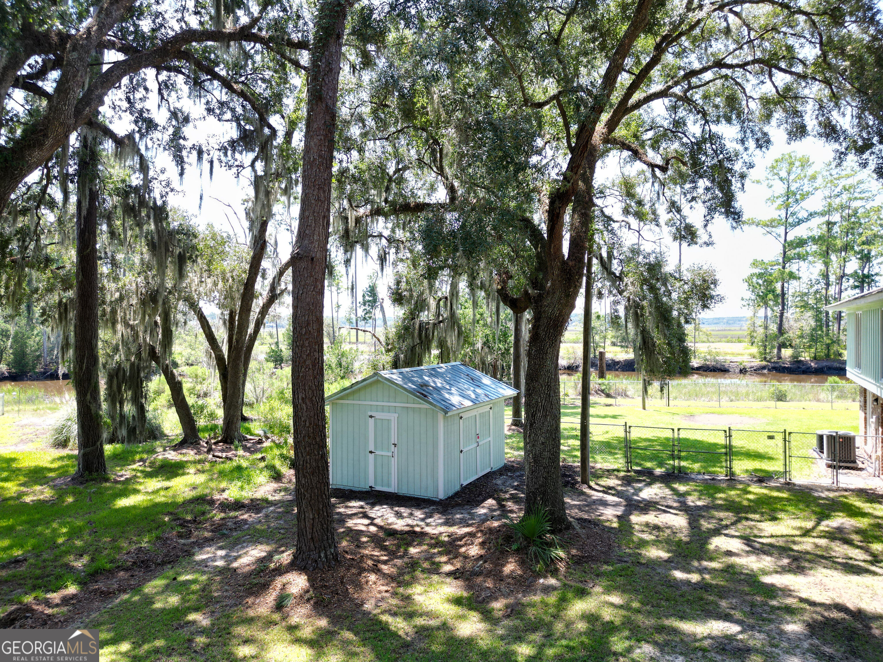 211 Tideland Drive Property Photo 7