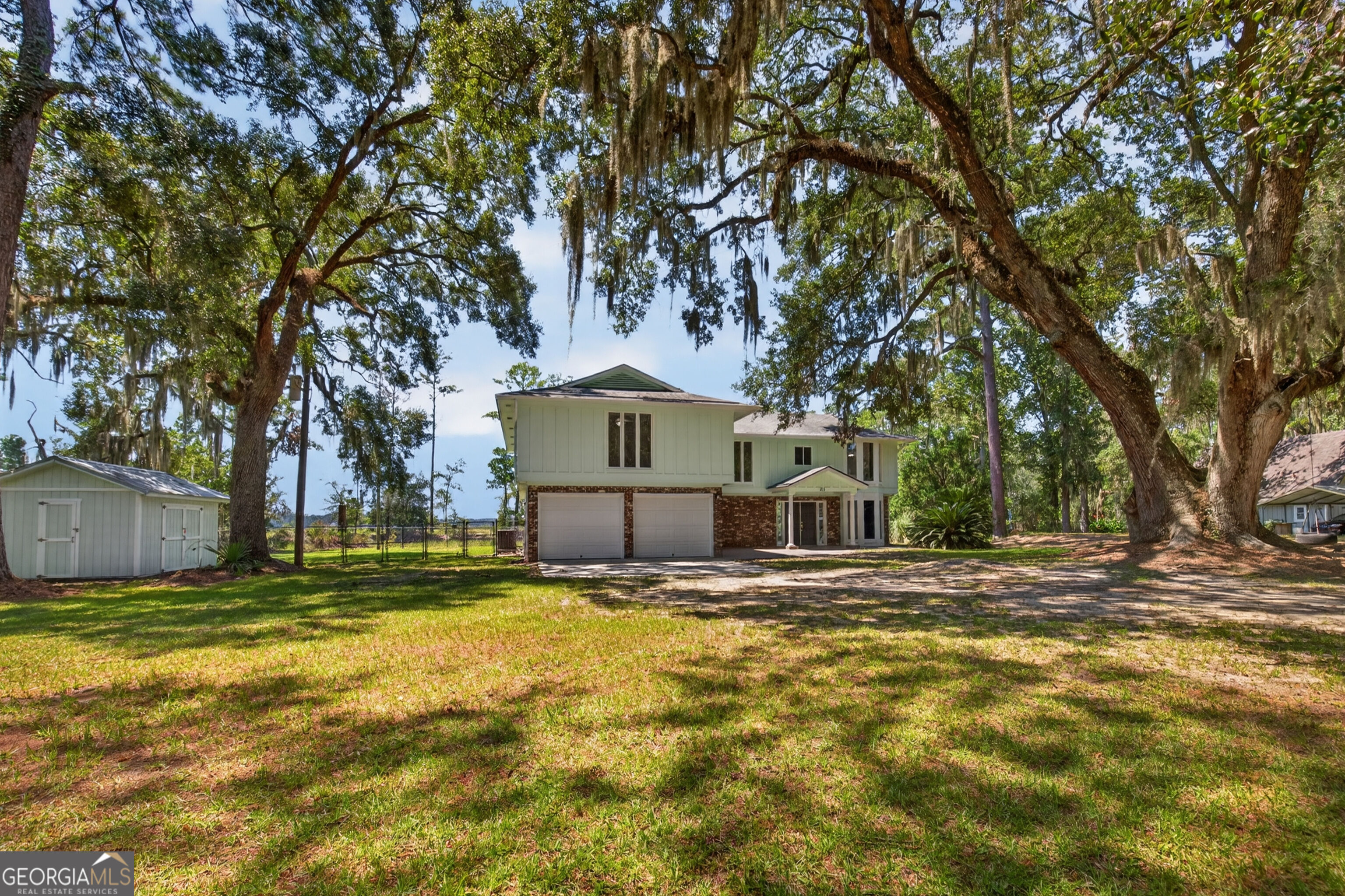 211 Tideland Drive Property Photo 8