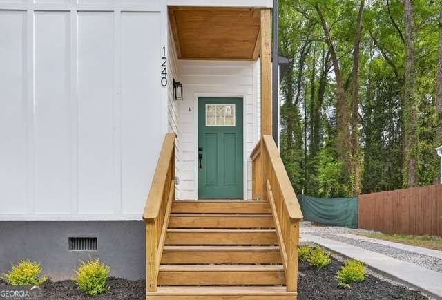 1240 Campbellton Road Sw # A Property Photo 3