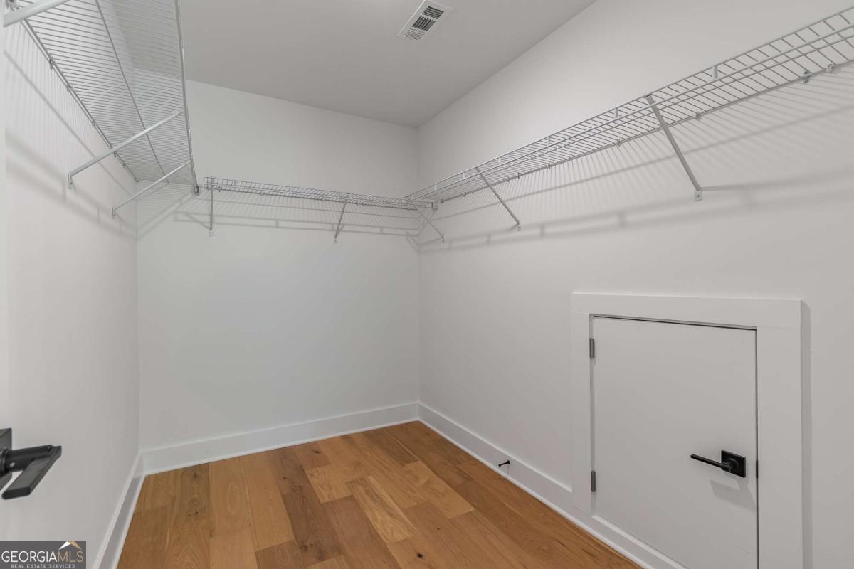 6073 Rockingham Way Property Photo 27