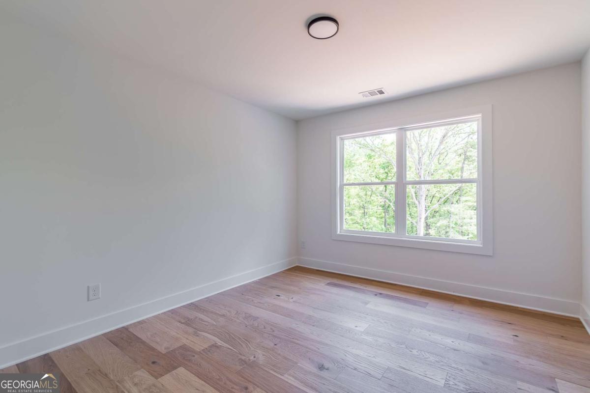 6073 Rockingham Way Property Photo 34