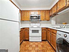 1800 Clairmont Lake # A204 Property Photo 11