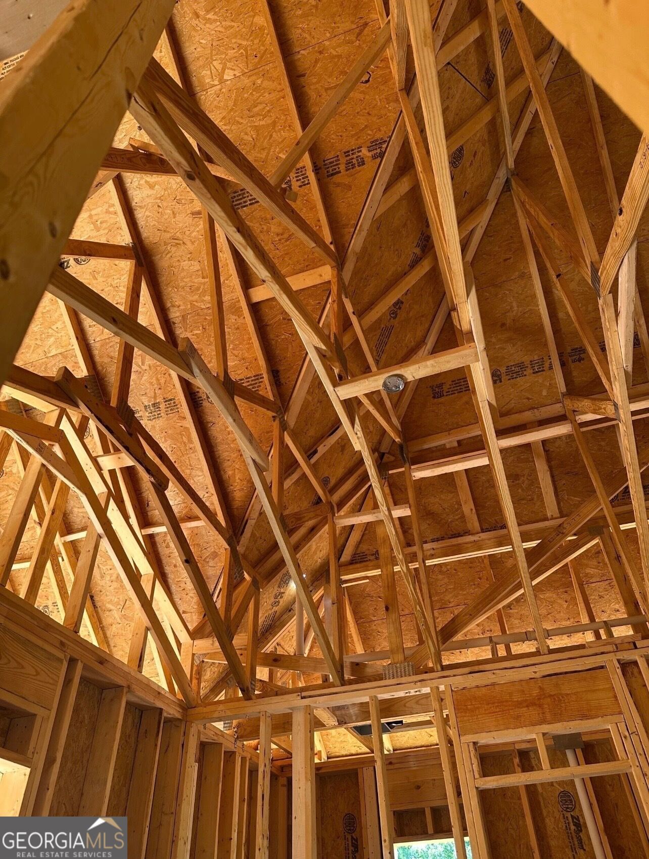 606 Sweetgrass Drive Property Photo 4