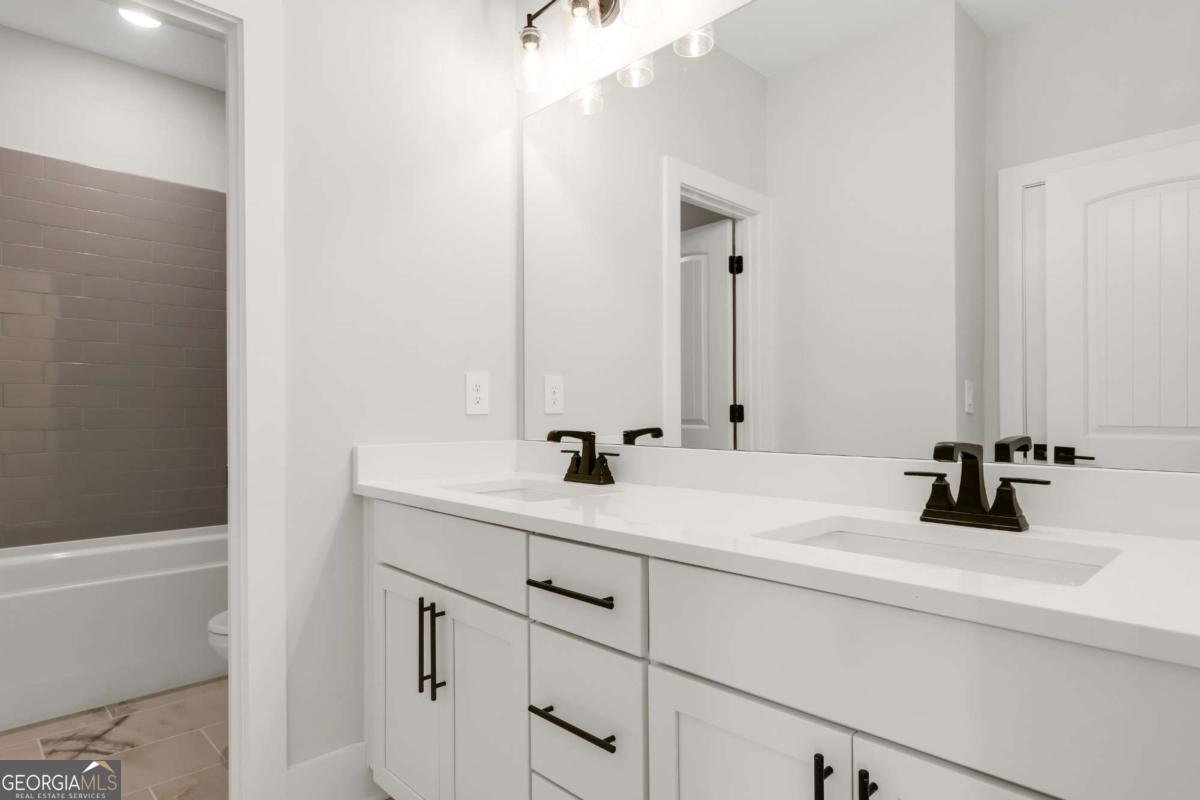517 Red Clay Farm Lane Property Photo 24