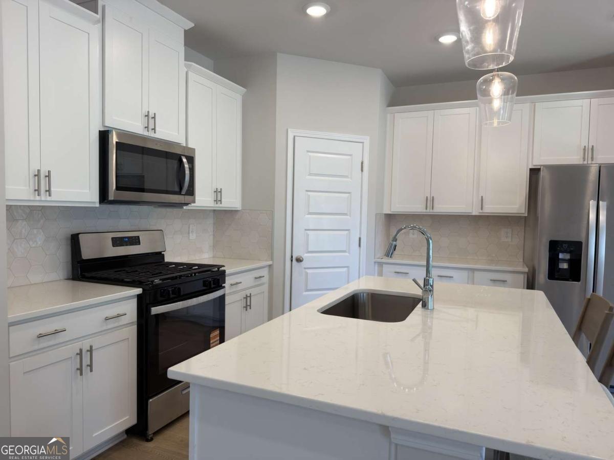 2414 Martin Spring Bend Property Photo 10