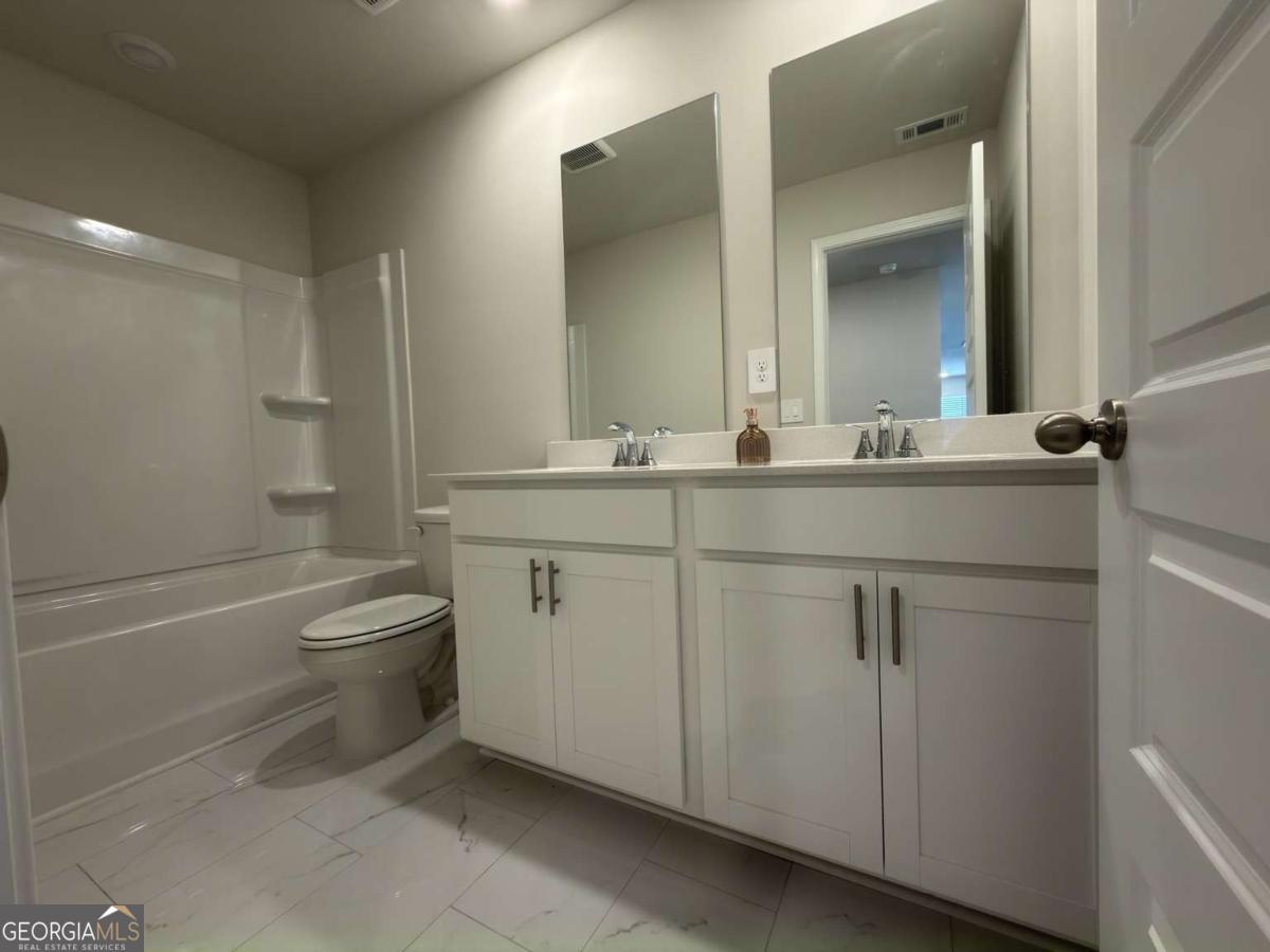 2414 Martin Spring Bend Property Photo 12