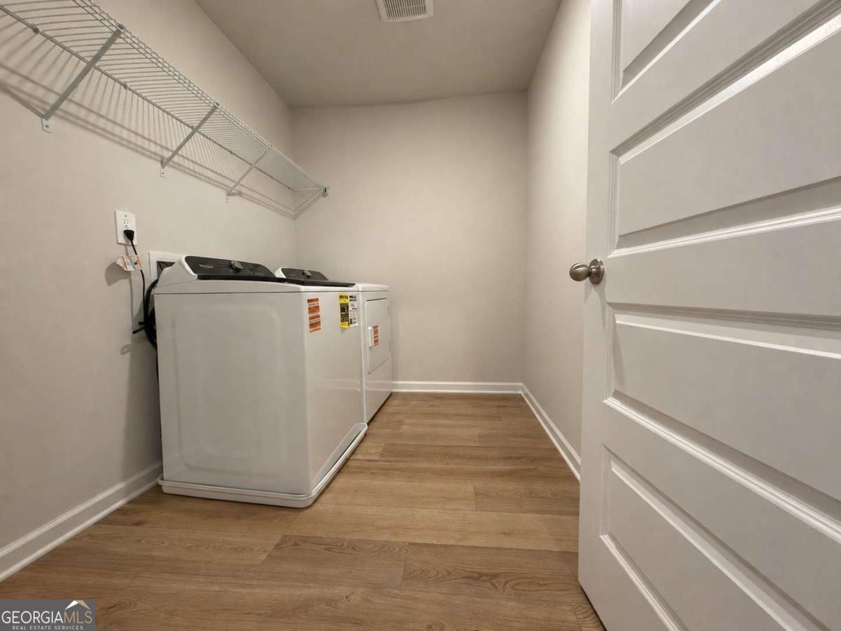 2414 Martin Spring Bend Property Photo 27