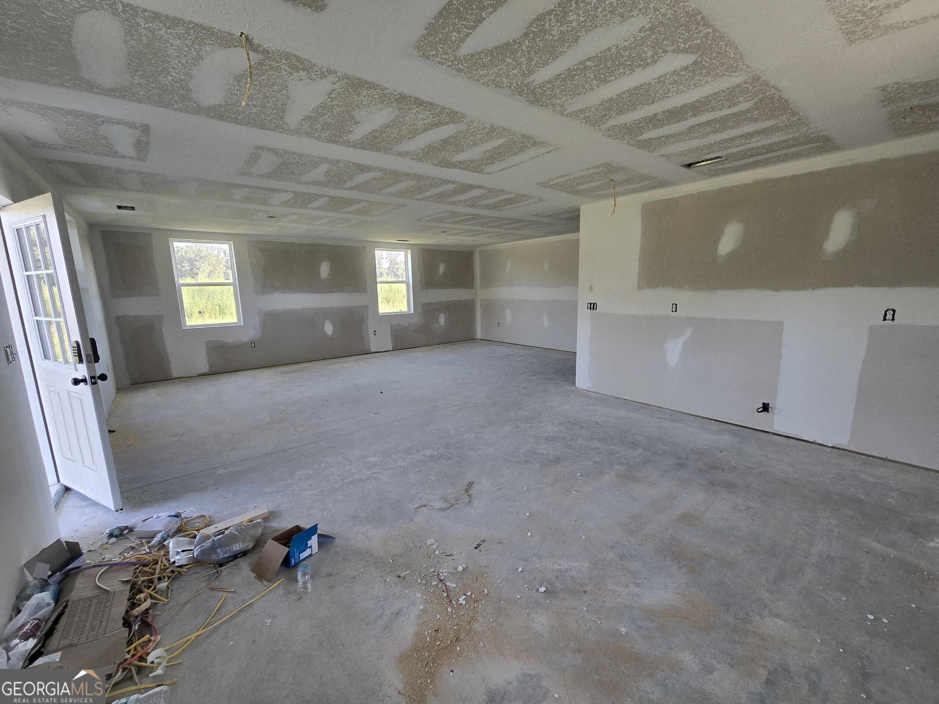 535 Evans Street Property Photo 8