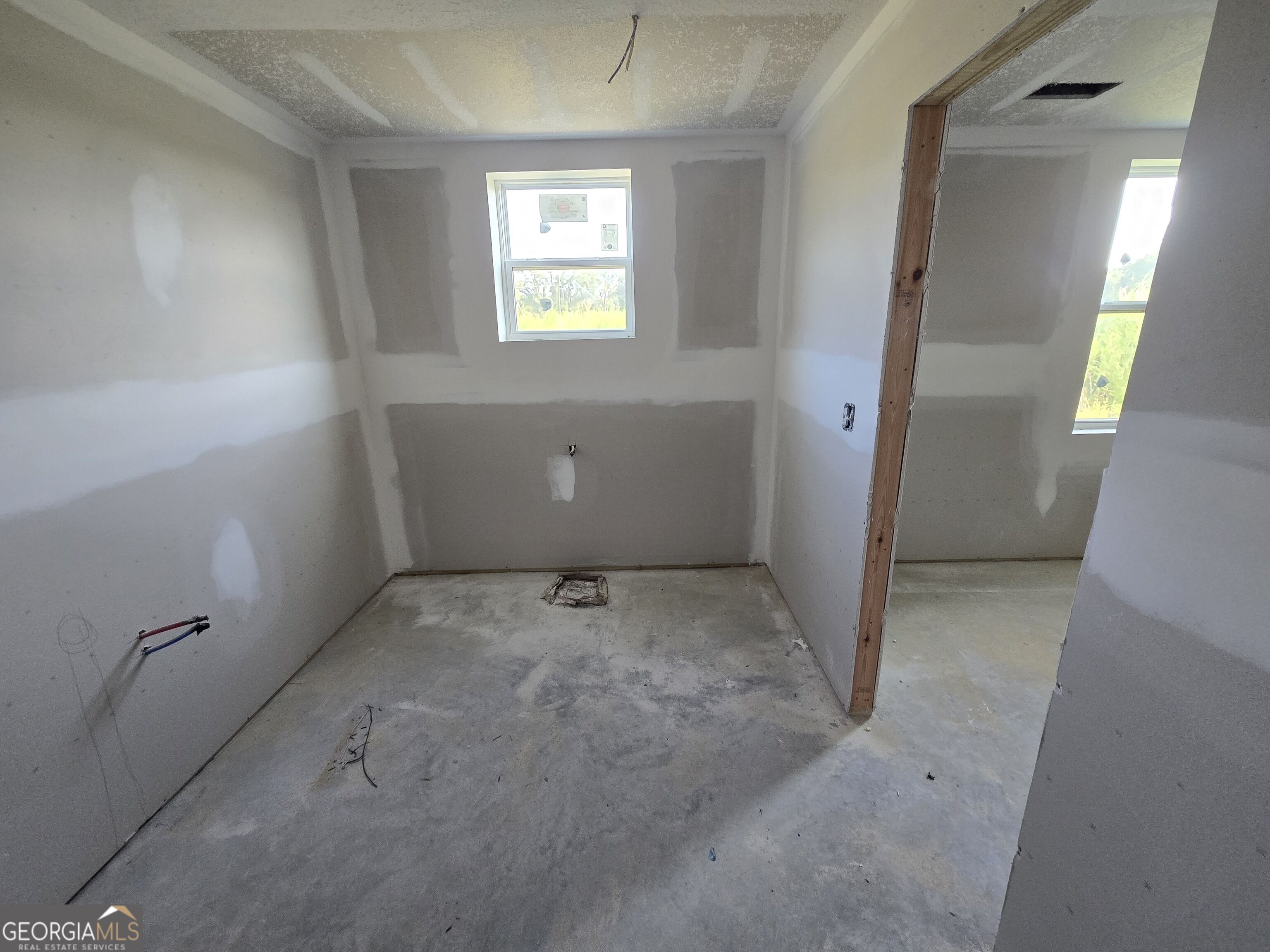 535 Evans Street Property Photo 9