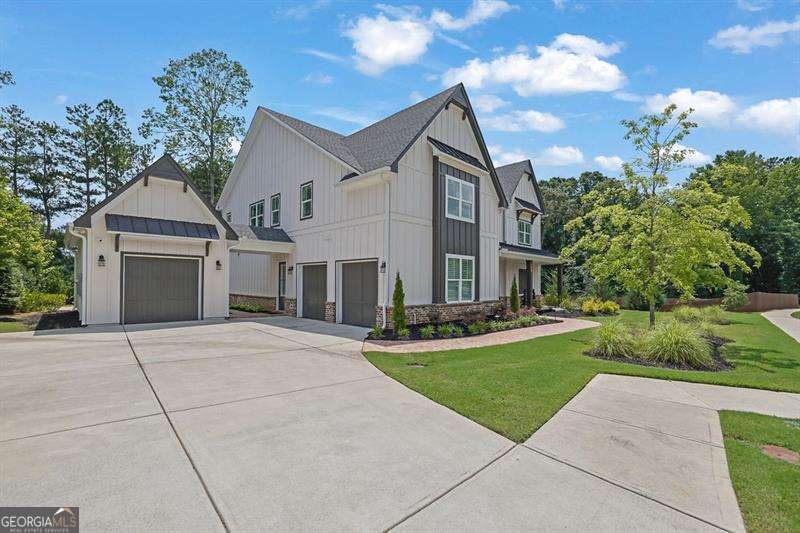 120 Chateau Place Property Photo 2