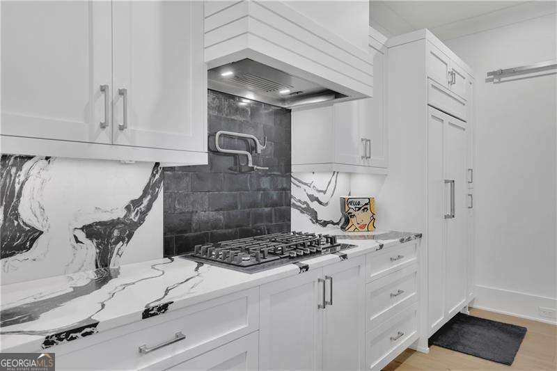 120 Chateau Place Property Photo 9