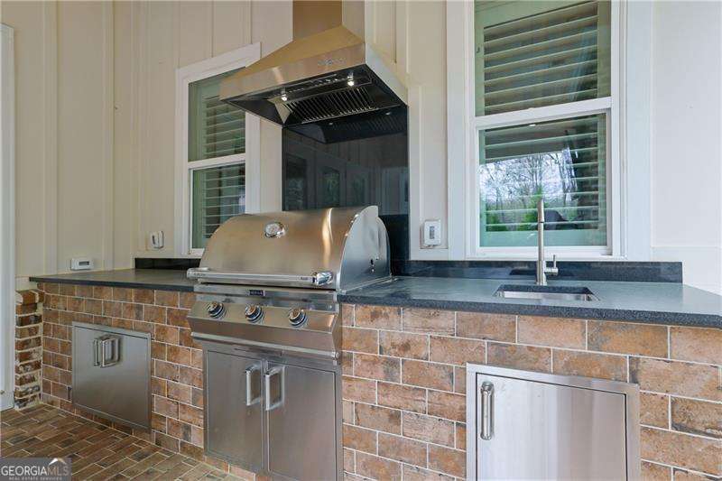 120 Chateau Place Property Photo 43