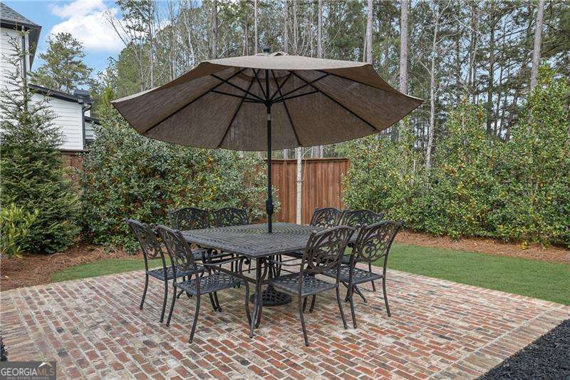 120 Chateau Place Property Photo 44