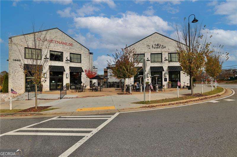 120 Chateau Place Property Photo 73