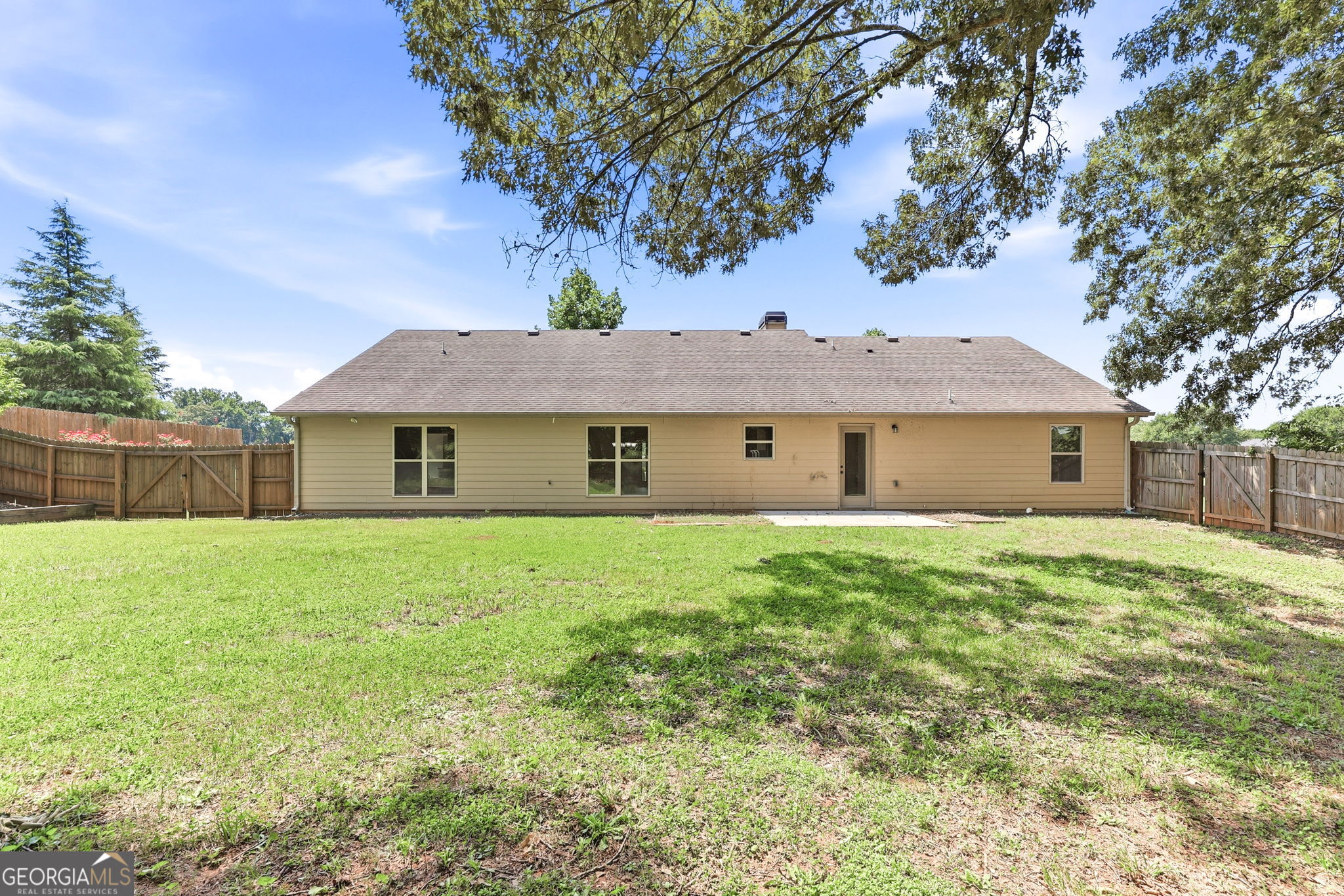 482 Logans Way Property Photo 35