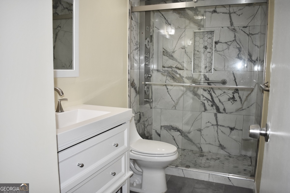 355 Olde Bridge Way Property Photo 12