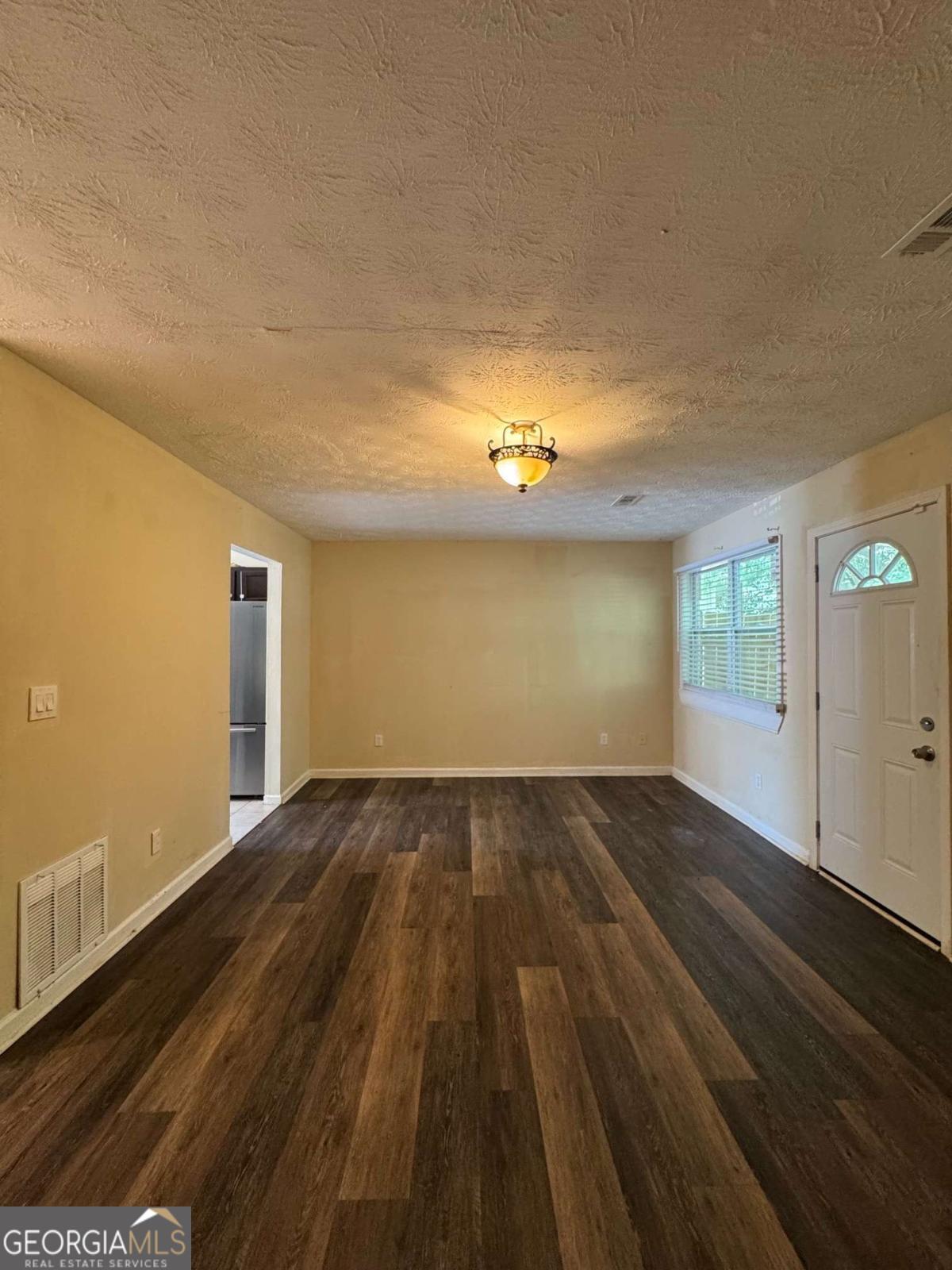 7237 Crestside Drive Property Photo 15