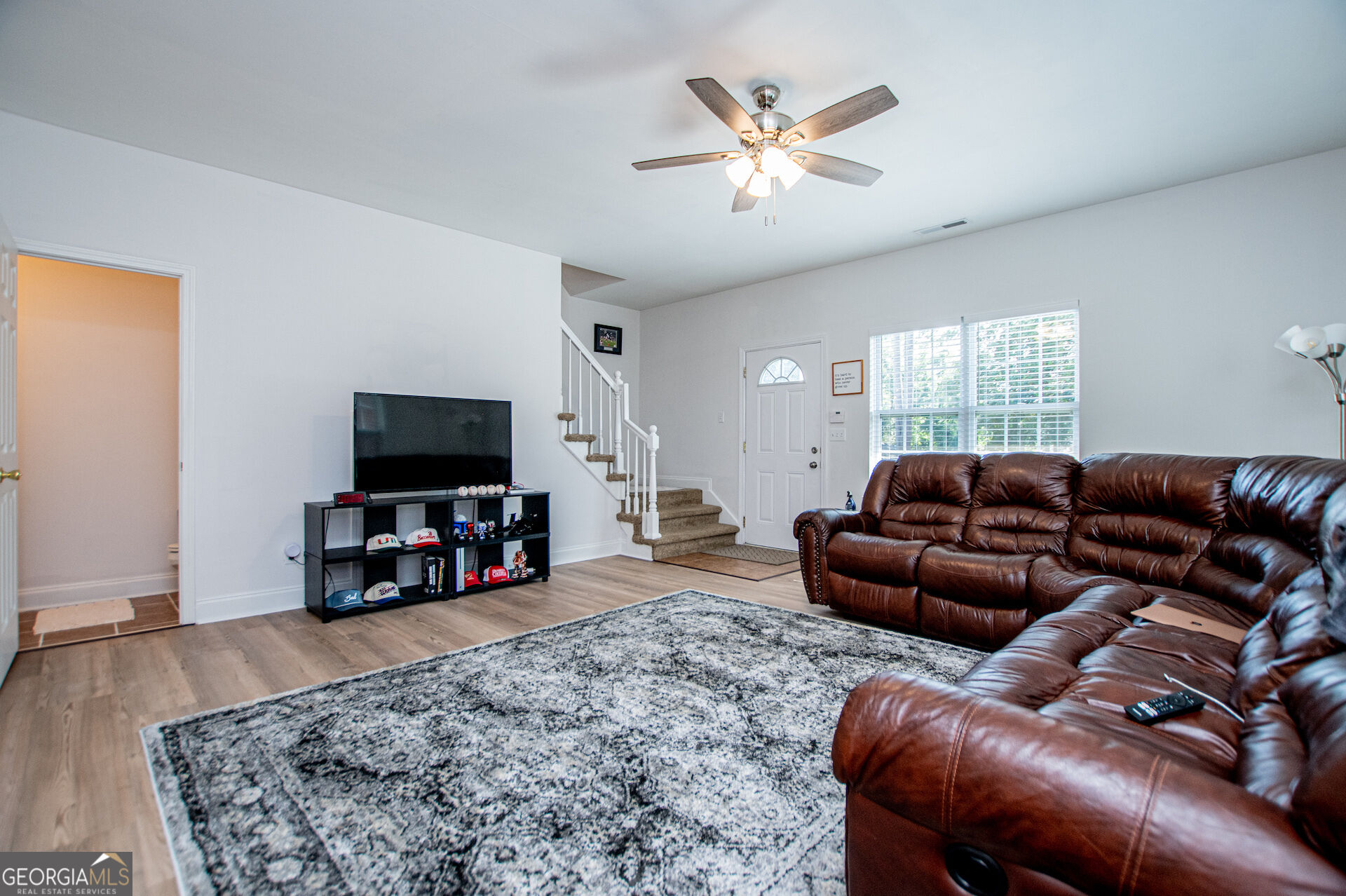 145 Bowen Street # B4 Property Photo 4