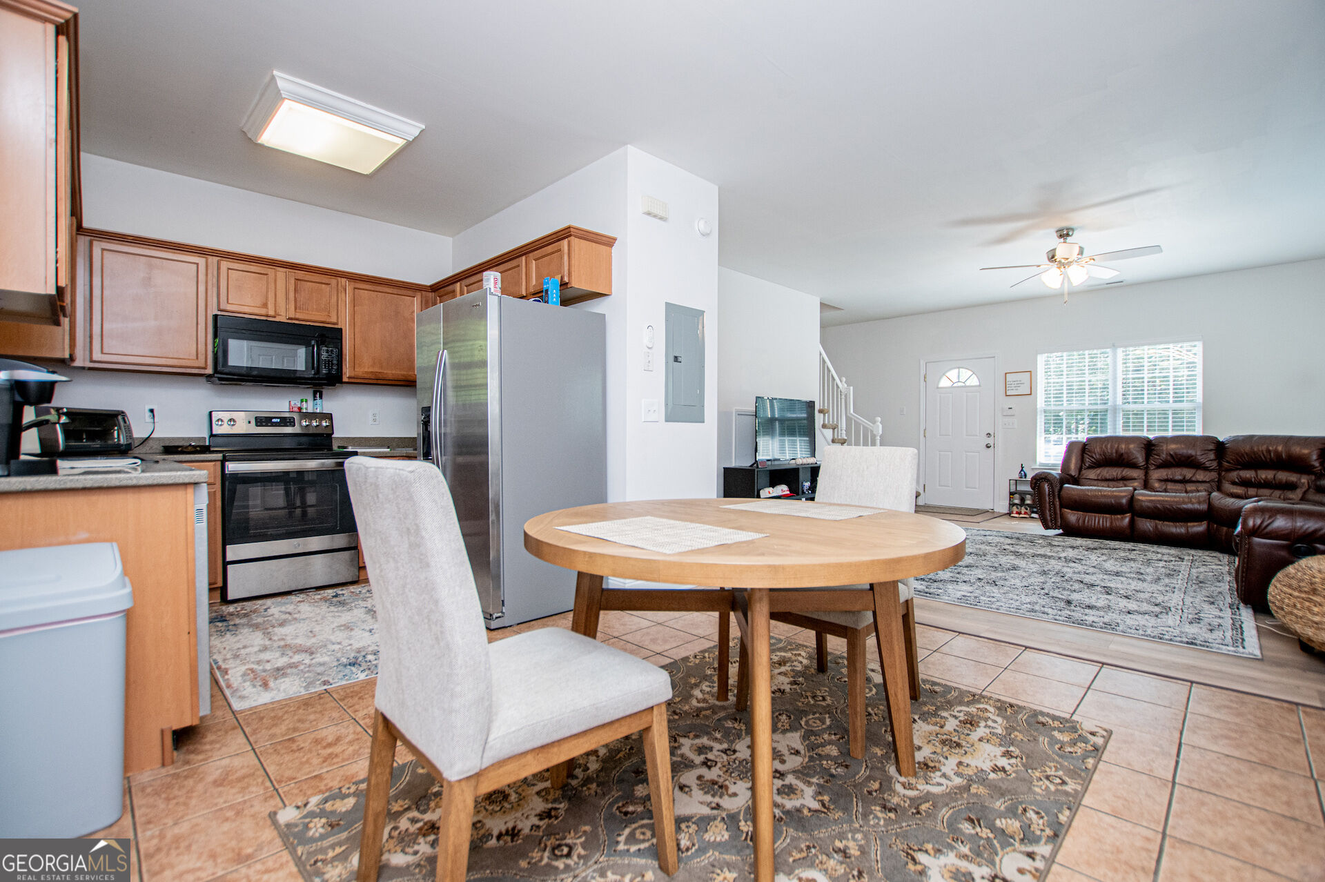 145 Bowen Street # B4 Property Photo 6