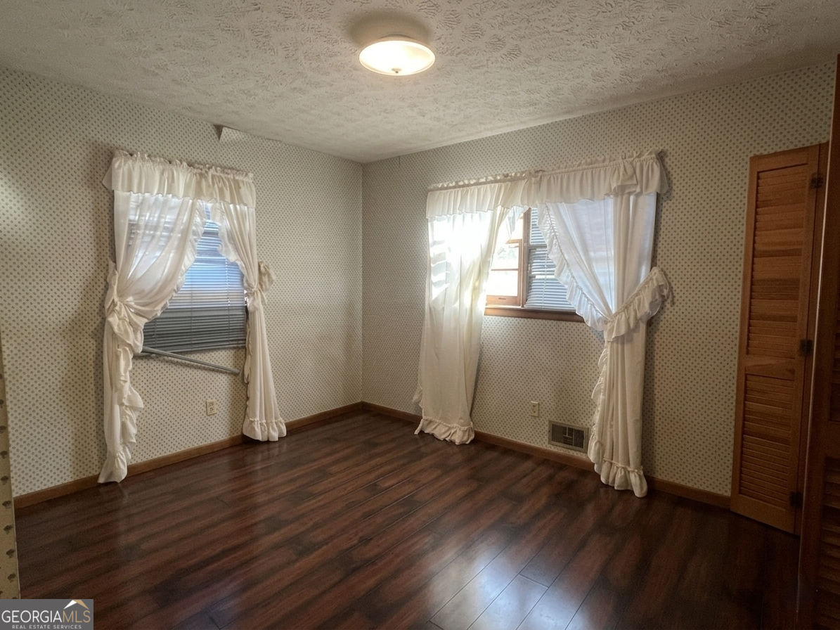 279 Timberland Trail Property Photo 6