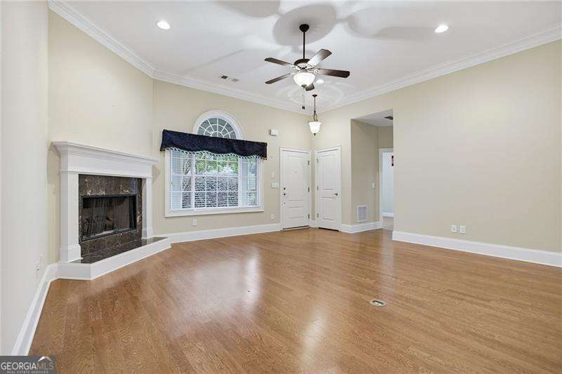 4704 Rose Arbor Drive Nw # 8 Property Photo 6