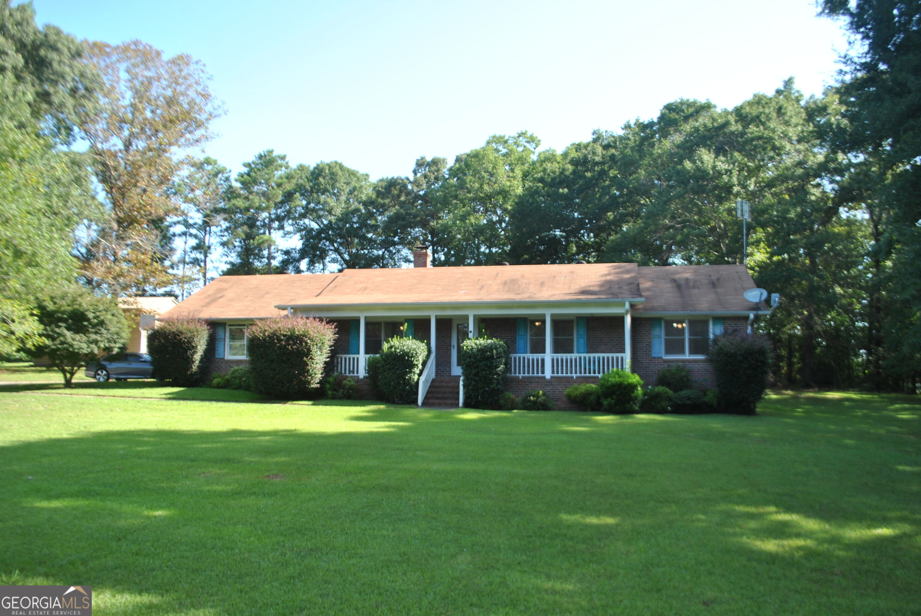 186 City Pond Road Property Photo 1