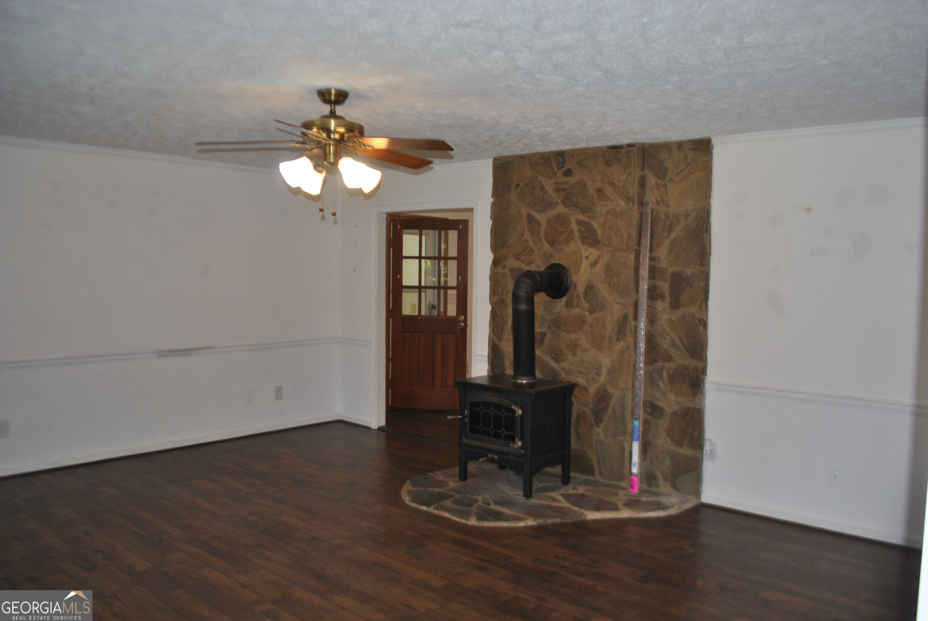 186 City Pond Road Property Photo 5