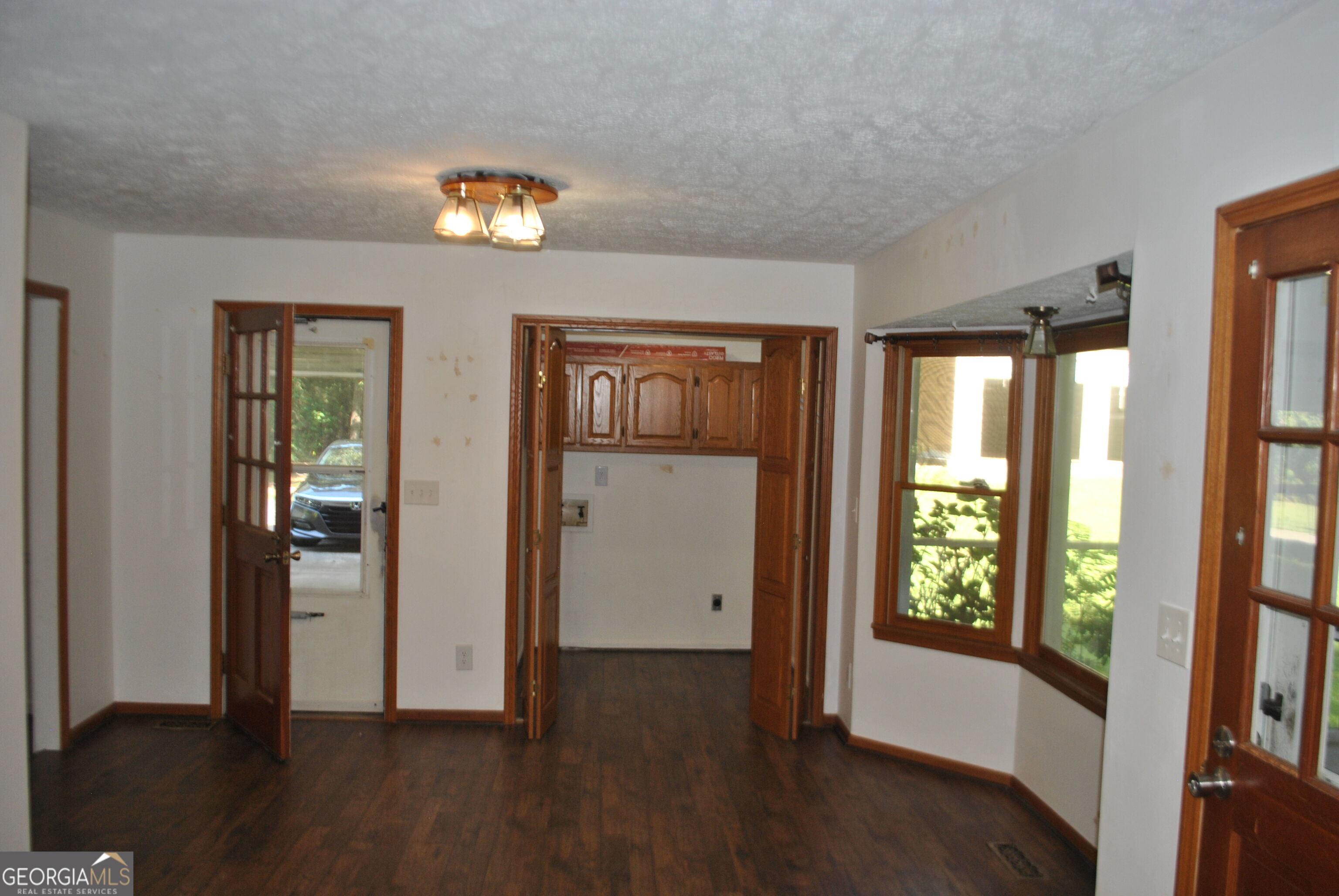 186 City Pond Road Property Photo 9