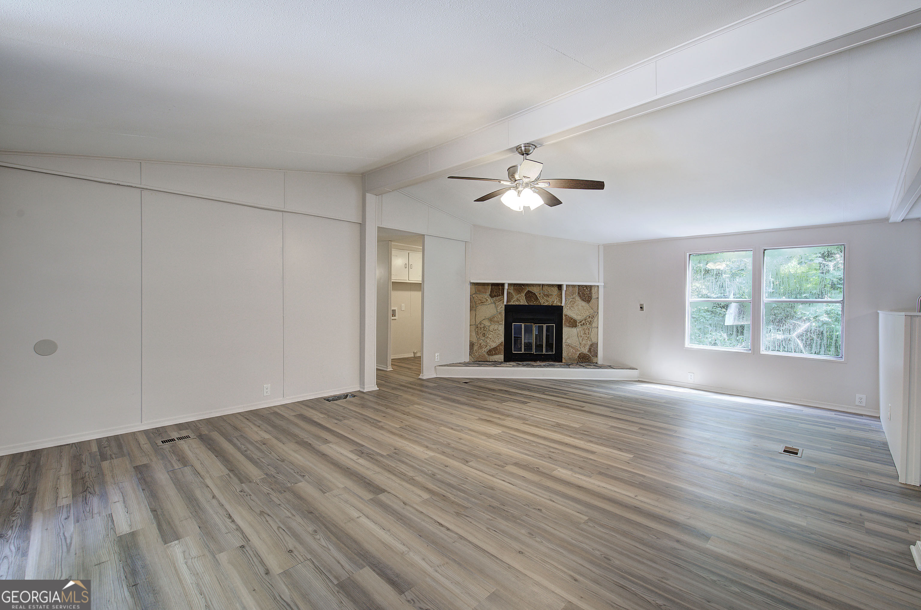 5160 E Holiday Court Se Property Photo 11